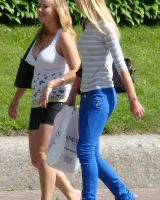 Style Street Photography - 23-dsc02445