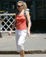 Style Street Photography - 04-dsc08210