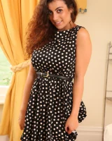 Layered Nylons - 02-VtC_0002