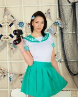 Showy Beauty - 04-0005